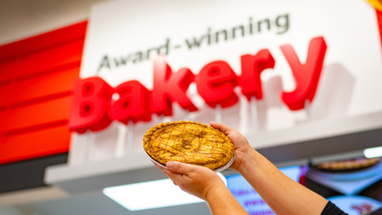 SEG Award Winning Caramel Apple Pie