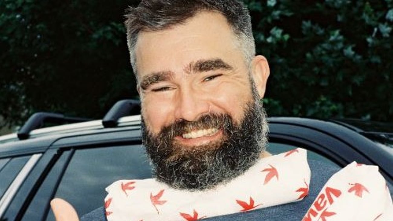 Jason Kelce Teaser Image 500x281