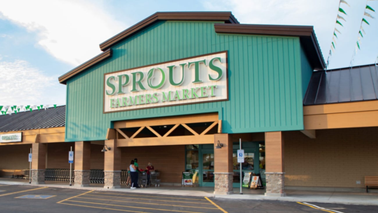 Sprouts Farmers Market store front