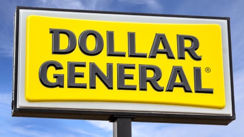 Dollar General sign