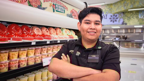 SpartanNash Supermercado Nuestra Familia