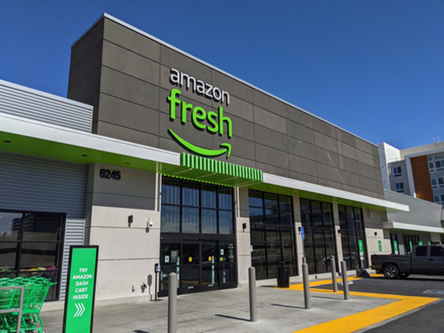 Amazon Fresh location