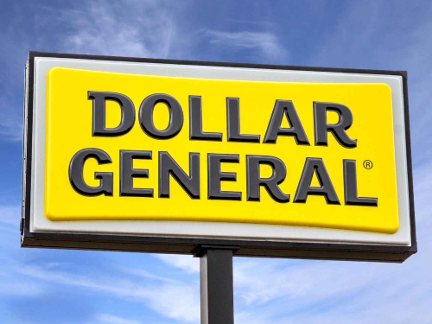 Dollar General sign