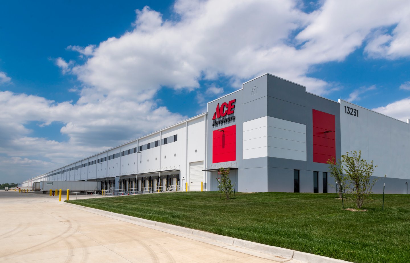 Ace Hardware Kansas City RSC Main Image