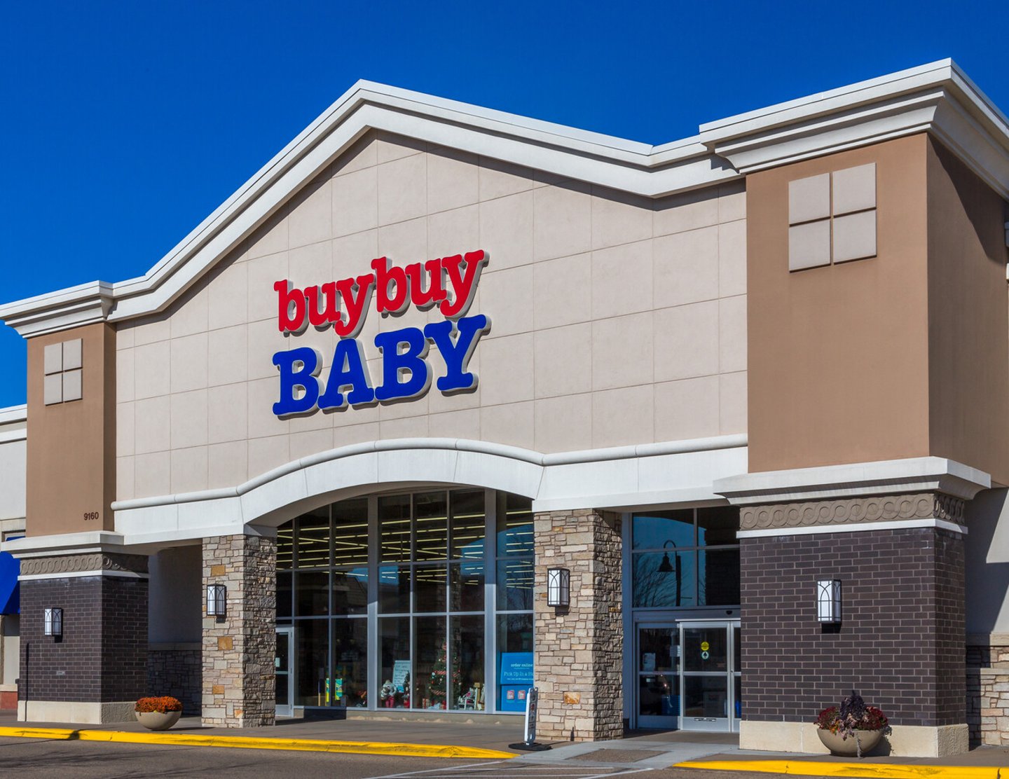 WOODBURY, MN/USA - NOVEMBER 13, 2016: Buy Buy Baby retail store. Buy Buy Babyis a chain of stores that sell clothing, strollers and other items for use with infants and young children.; Shutterstock ID 516124297