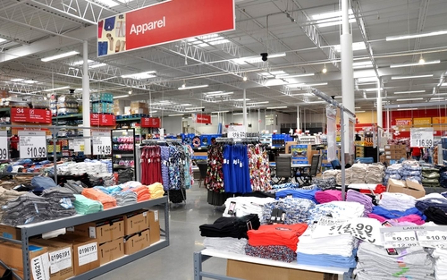 BJ's Wholesale Club Interior