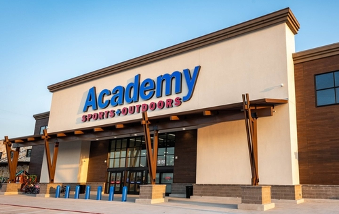 Academy Sports + Outdoors has opened in Ohio