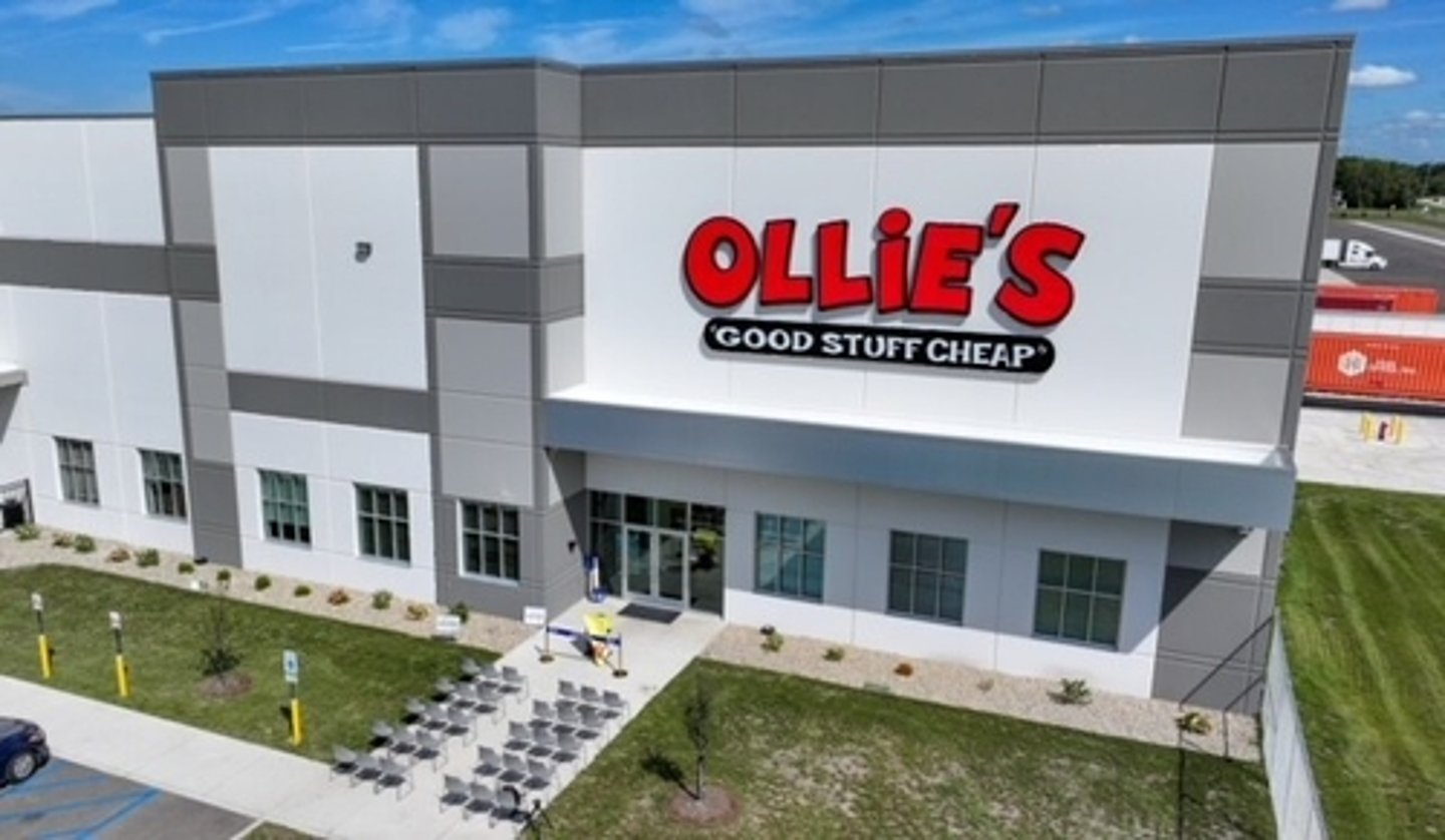 Ollie's Illinois distribution center