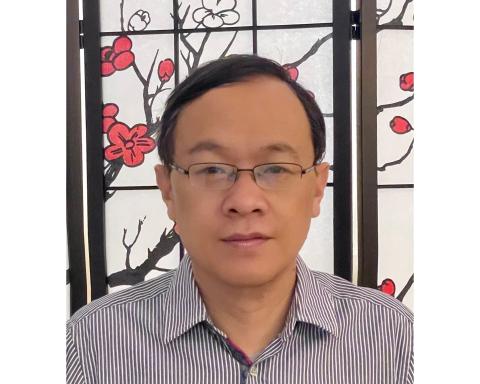 Dr. Zheng Yang