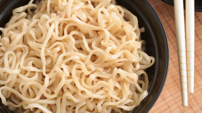 Whole Foods, Sun Noodle partner for exclusive ramen packs | Store Brands